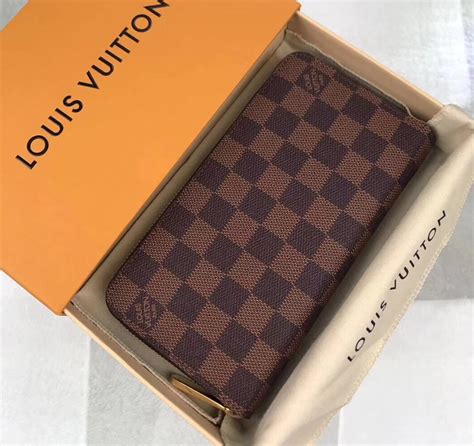 louis vuitton zippy wallet damier fake|authentic louis vuitton damier wallet.